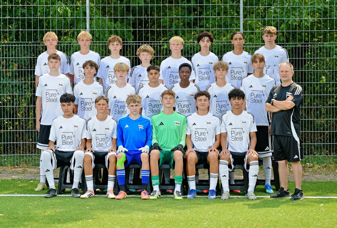 U16 — Mannschaftsfoto · SV Saar 05