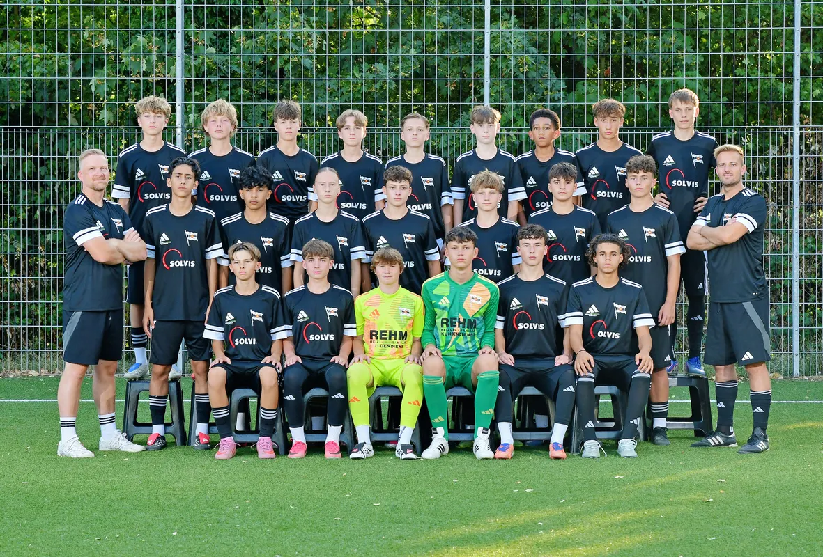 U15